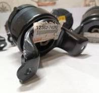 Опора двигателя 1236274310 Toyota