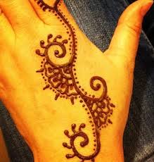 Poin menarik dari popular henna tangan mudah ditiru gambar tato adalah. 21 Henna Tangan Mudah Ditiru Paling Modern Dan Nyaman
