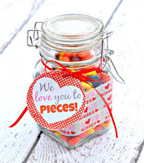 Here are some of our ideas for a heartfelt valentine's day gift that you can make quickly and easily. 30 Last Minute Diy Gifts For Your Valentine The Thinking Closet
