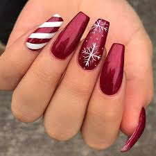 Empezar a ponerte las uñas acrílicas. 20 Unas No Nacas Para Combinar Esta Navidad Unas De Gel Navidenas Unas Acrilicas Navidenas Manicura De Unas