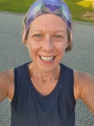 runner completes half marathon postpartum