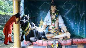 இந்தோனேசியாவின் காட்டுப் பகுதியில் காணப்பட்ட பழங்கால சிவலிங்கமா இது? -  Factcrescendo Sri Lanka - Tamil