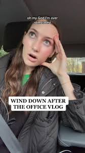 Watch my mood slowly progress 😅Unwinding after a long day at the office,  thankful for the sun setting past 5pm! Crazy what a little walk and reading  can do. Gonna go hermit now bye Timer method: ...