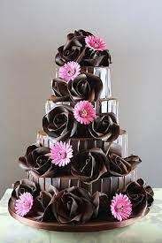 5 Stunning Chocolate Wedding Cakes Paperblog Chocolate Wedding Cake Chocolate Roses Rose Cake