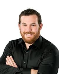 Jesse Derrick's Instagram, Twitter & Facebook