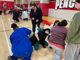 Pet clinic brings vaccines to YSU