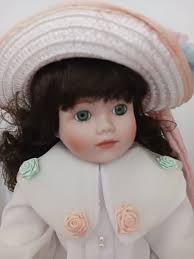 Lot of 3 Dynasty doll 16 in. Porcelain blue eyed Annette, Melicande,  Christmas