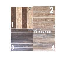Siapa bangunan garasi yang terbuat dari kayu? Keramik Lantai 40x40 Motif Kayu Kasar Keramik Garasi Keramik Teras Keramik Halaman Shopee Indonesia
