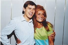 Listen to albums and songs from gianni morandi. File Dalida Gianni Morandi Jpg Wikimedia Commons