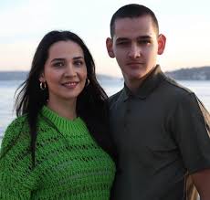 Gülsim ali i̇lhan 1993 bulgaristan doğumlu olarak karşımıza çıkmaktadır. Gulsim Ali Ilhan Kimdir En Kapsamli Gulsim Ali Biyografisi Prusa Haber