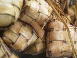 Ketupatketupat lebaranmembuat ketupatmembuat ketupat lebaranmembuat ketupat mudah membuat ketupat lebaran mudah Jangan Salah Pilih Ketupat Yang Besar Akan Cepat Basi