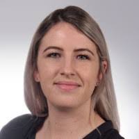 Tamara Fenton's Instagram, Twitter & Facebook