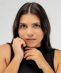 Hello everyone, My name is Amirah. I am 5'4 and I am 23 years old. I live  in Delaware and although I am not very tall I've always wanted to model, I