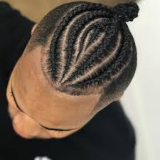 De même, la façon dont vous les tressez et le type de cheveux que vous tressez peuvent faire toute la différence. Box Braid For Guys Novocom Top