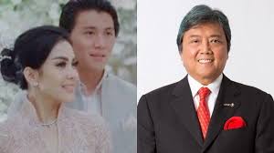 Para tamu undangan yang hadir pada pernikahan mereka di. Butuh 1 Menit Untuk Jalan Ke Toilet Rumah Mewah Reino Barack Di Jakarta Yang Luas Dan Elegan Tribunnews Com Mobile
