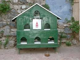 Http 3 Bp Blogspot Com Zksc0holf5g U4emjgk64ri Aaaaaaaabpc Hkuya7nsak S1600 Istanbul 252c Budapest 252c V Feral Cat Shelter Cat Shelter Outdoor Cat Shelter