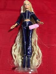 In other words, barbie dolls with long hair are girly and little but as a woman, she has choices in life. Cool Lookz Trendy And Bendy Barbie 1998 Super Long Hair Barbie Ebay
