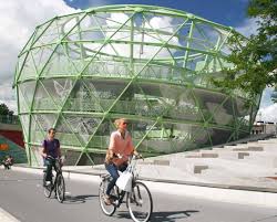 Fahrradparken Mit Feuerverzinktem Stahl De Fiets Appel Fahrradparkhaus In Alphen Aan Den Rijn Fahrrad Park Feuer