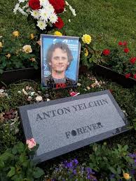 Check spelling or type a new query. Anton Yelchin Anton Yelchin Famous Graves Anton