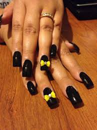 Yellow And Black Acrylic Nail Designs All Black Acrylic Nails I Did With Yellow Bows Black Acrylic Nails Acrylic Nails Nails