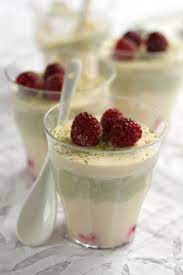 mousse matcha chocolat blanc et framboises recette exclusive pour envouthe recette cuisine creme gourmandise