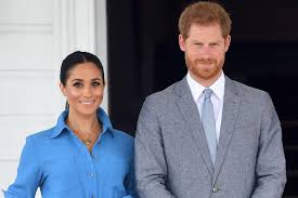 Prince harry began dating american actress meghan markle in 2016. Viral Today Prinz Harry Prinz Harry Entspannt Am Strand Insider Er Bereut Nichts Bunte De Prince Harry And Meghan Markle S Archewell Productions Has Announced Their First Project In Their Partnership With