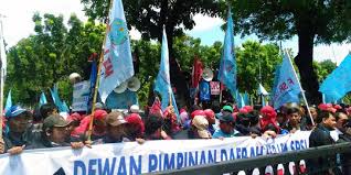 Jangan di tonton nanti menyesal. Pengusaha Upah Buruh Naik Produktivitas Juga Harus Ditingkatkan Merdeka Com