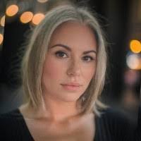 Kerry Oconnor's Instagram, Twitter & Facebook