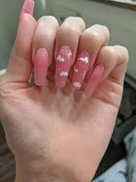 Using acrylics opens a door for experimenting with all kinds of manicures. Makeup Artistico Pink Acrylic Nails Short Acrylic Nails Designs Swag Nails