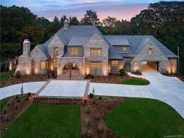 5701 Preston Ln Charlotte Nc 28270 Mls 3451636 Zillow Luxury Homes Dream Houses Luxury Homes Exterior Small Luxury Homes