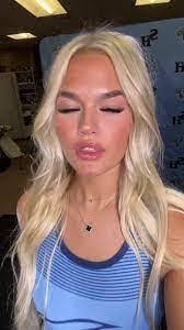 Jocelyn Stein's Instagram, Twitter & Facebook