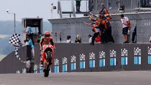 Viral marc marquez dance celebration spanish gp circuits de jerez 2018 moto gp, moto gp 2018, andrea ianone, zarco, marc. Why Is Marc Such A Dab Hand At Sachsenring Box Repsol