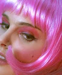 Alice Who Is Your Favorite Character Pink Wig Closer Movie Natalie Portman Closer