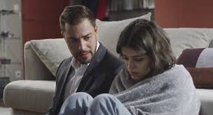 A un moment je les regardais sur youtube mais il n'y a rien à part quelques extraits d'épisodes. Plus Belle La Vie Ce Soir Alison En Larmes Resume Video Episode 4271 Pblv Du 3 Mai 2021 Stars Actu