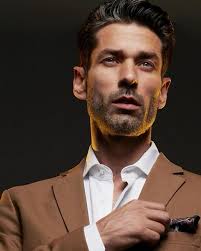 Yesterday was my mother's 10th year anniversary, and this is not meant to  be a sad post so 😊. I was looking through some old photos with family and  just wanted to