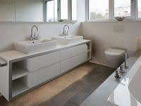 Diesen 180 Cm Langen Badezimmerschrank Erhalst Du In Unterschiedlichen Farben Und Oberflache Unterschrank Bad Badezimmer Unterschrank Badezimmer Spiegelschrank