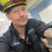 Loving this ladder towel rack 😍