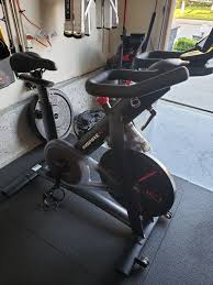 Indoor cycling bikes have become very popular in recent years because unlike an upright bike, you can use them in both a seated and a standing position. Inspire Fitness Ic1 5 Indoor Cycle Vs Peloton