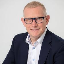 Peter Magliocco's Instagram, Twitter & Facebook