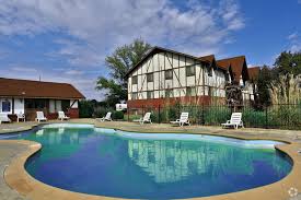 Clear, hourly pricing on affordable wichita movers, serving much of kansas with moving services including packing, loading and unloading help. Apartments Under 500 In Wichita Ks Apartments Com
