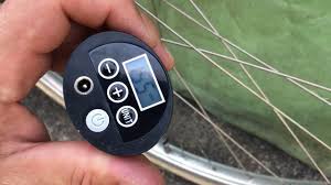 Elektrische Luftpumpe 0 2 10 3 Bar Fahrrad Auto Schubkarre Was Taugt Sowas Youtube