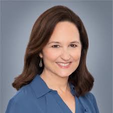 Today, I begin a new chapter in my career. Friday was my last day at  Edelman. My time there was amazing and I learned more these past two years  than I could