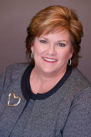 Linda Manley from Highland Elected Board Chair for Girl Scouts of Southern  Illinois