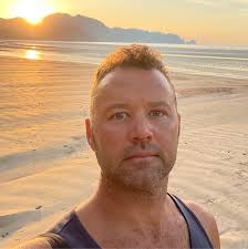 Porthmadog massage. Sports massage, Thai Massage, cupping, Hypnotic  Massage. Nant Heddwch, Garndolbenmaen, LL51 9RX. Wellness Wales