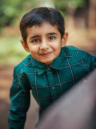 I'm really into fitness, so my hobbies are yoga, Pilates, and working  out...😝 " "Garden Lizard" Category : Wildlife & Macro