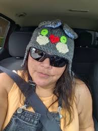 Steiff bunny in a Blenko top hat....