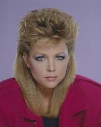 This Was The Most Popular Hairstyle The Year You Were Born Womens Hairstyles Hair Styles Trendy Hairstyles
