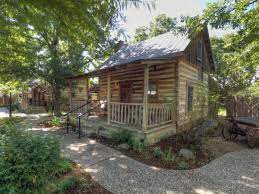 Find fredericksburg apartments, condos, town homes, single family homes and much more on trulia. Cabin Rentals In Fredericksburg Texas Hill Country Cabins