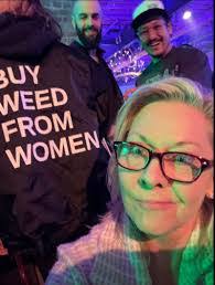 Wanda Lett's Instagram, Twitter & Facebook