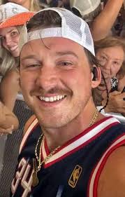 click my commet section below my post to view the short videos) . Thank you  cousin James Swor of Paris , Henry County, Tennessee for showing me around  in my last